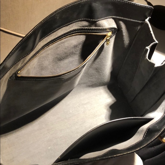 Epi-leather Louis Vuitton briefcase - Picture 2 of 9